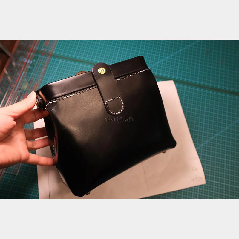 Handmade Top-Grain Bridle Leather Doctor Bag by Nesti Craft