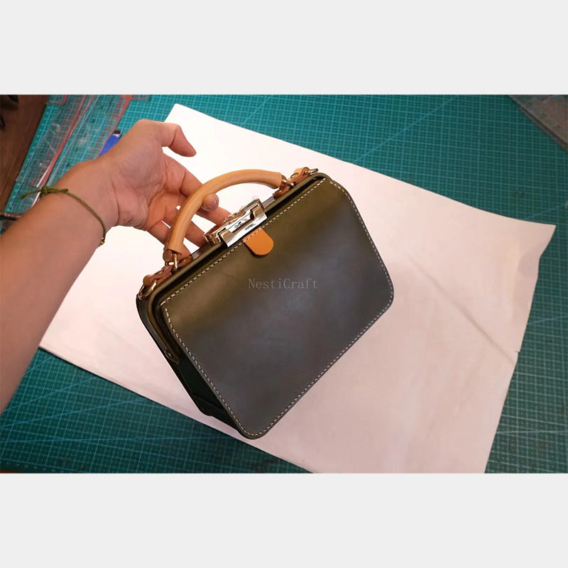 Handmade Italian Buttero Leather Dulles Bag by Nesti Craft