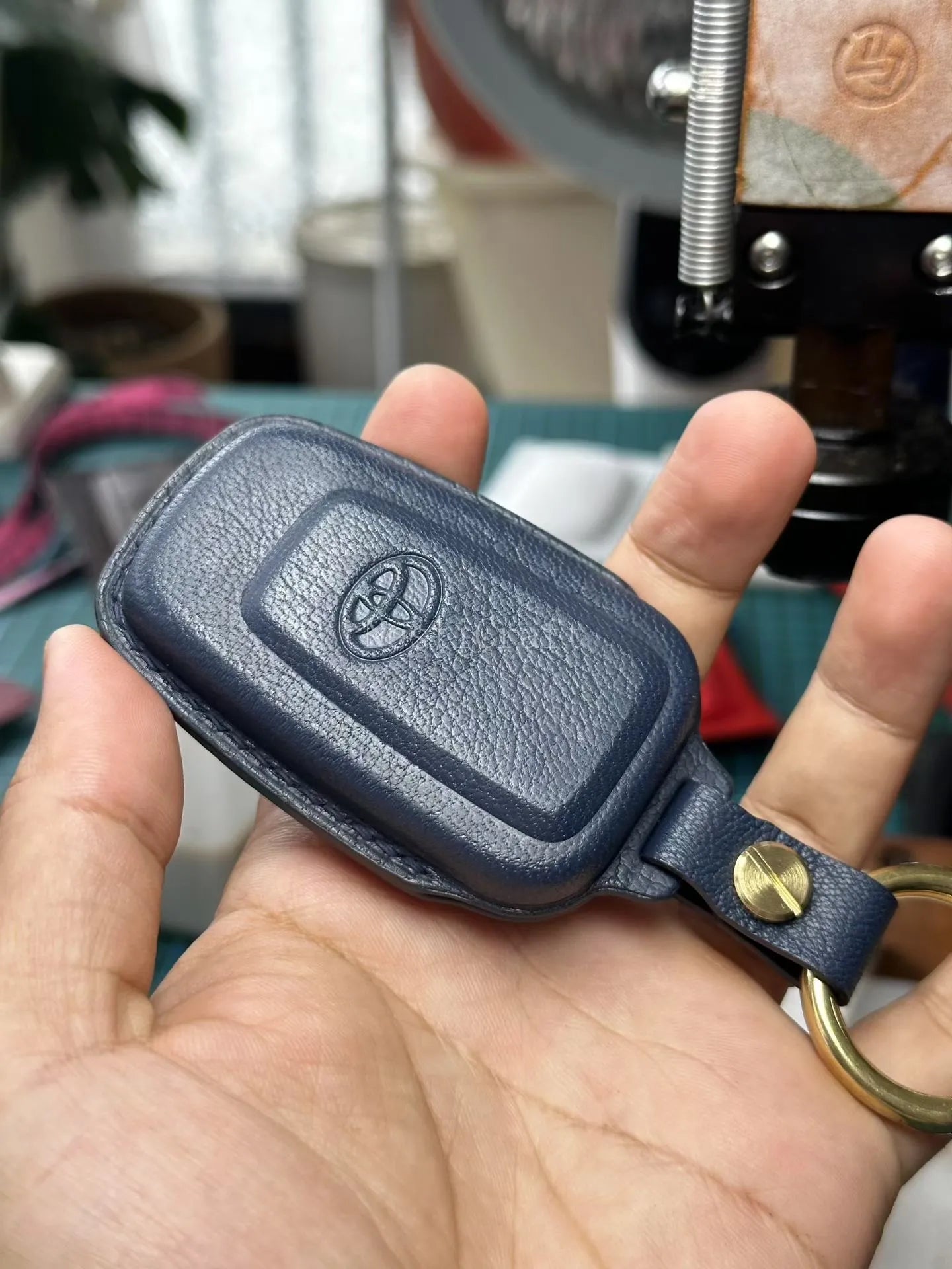Handmade Italian Buttero Leather Car Key Fob by Nesti Craft
