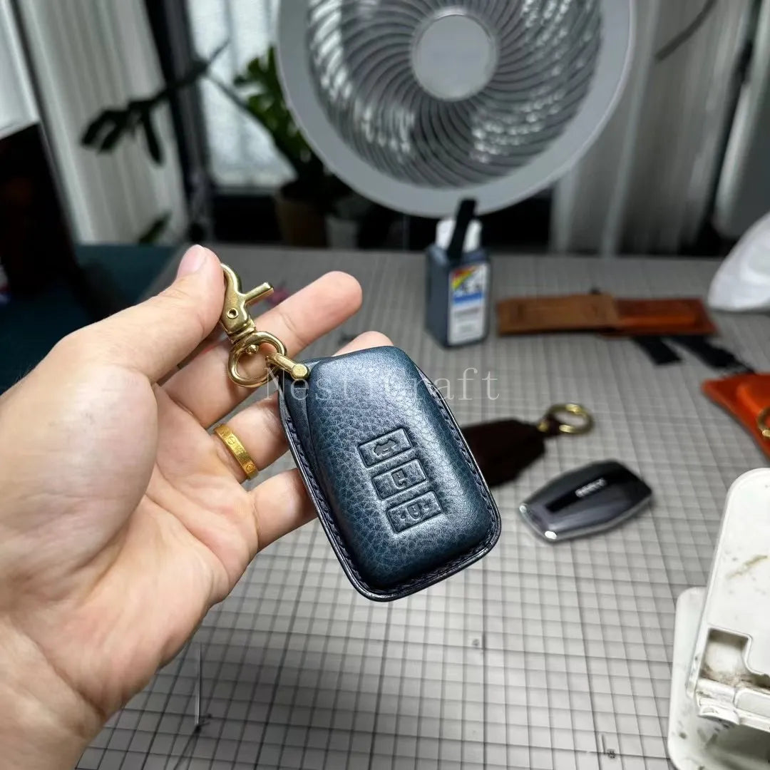 Handmade Italian Buttero Leather Car Key Fob by Nesti Craft