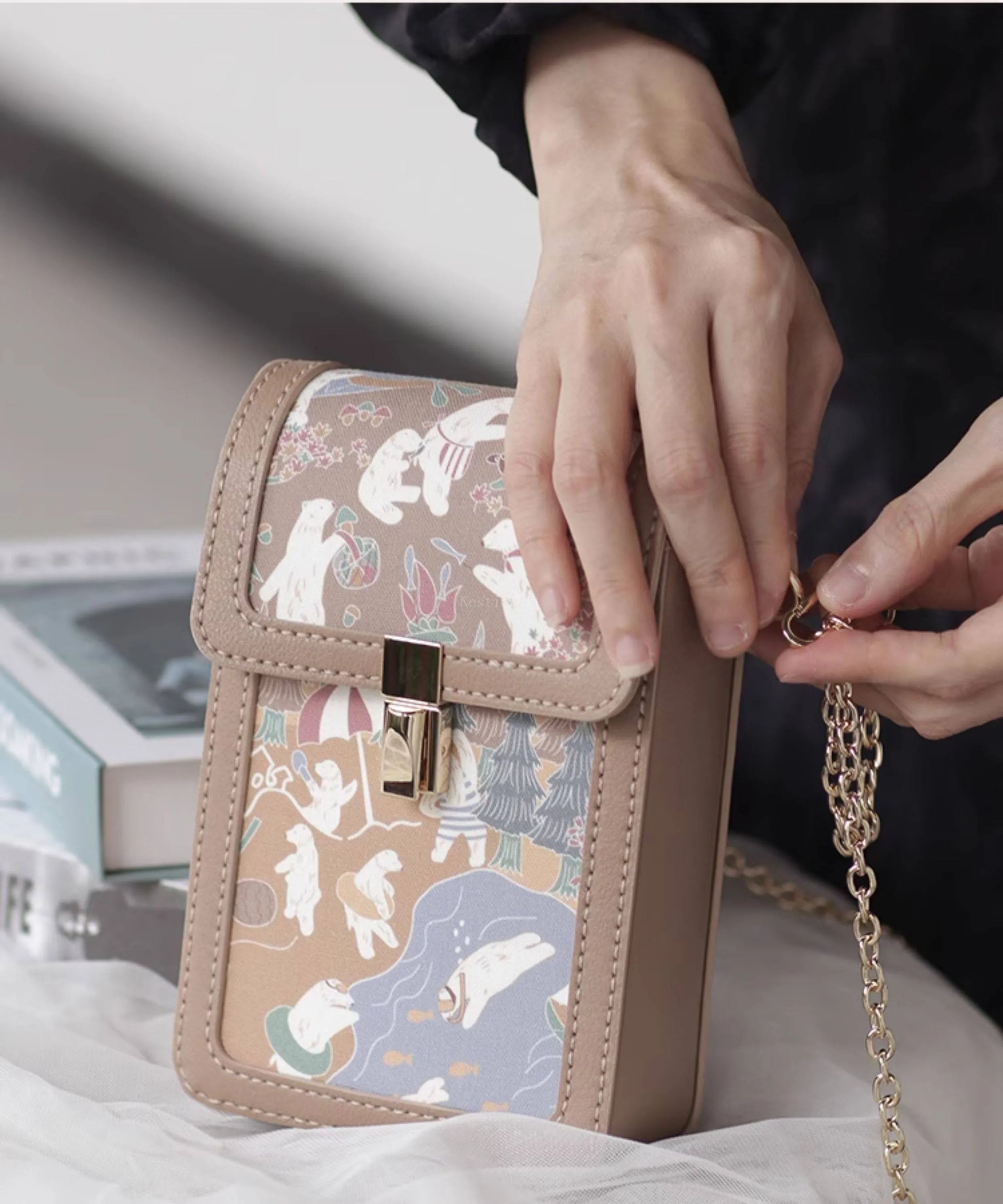Top-Grain Leather Crossbody Phone Bag DIY Craft Kit by Nesti Craft